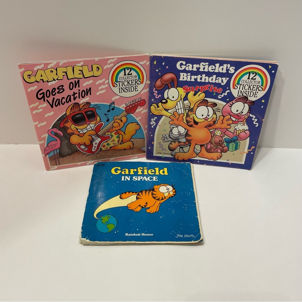 Vintage Garfield books